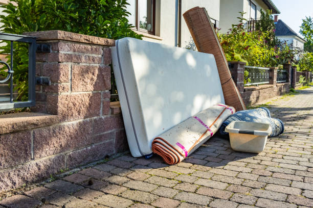 Best Yard Waste Removal  in Mchenry, IL